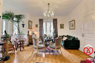 Maison - 143 m² - 6 pièces