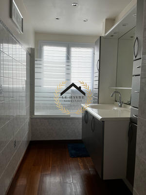 Appartement - 101 m² - 5 pièces