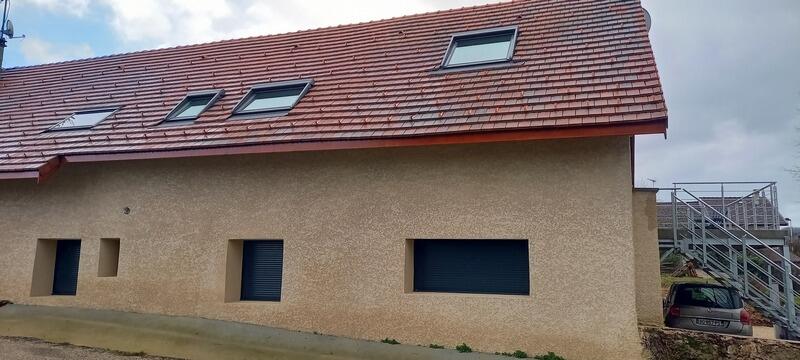 Appartement - 85 m² - 4 pièces