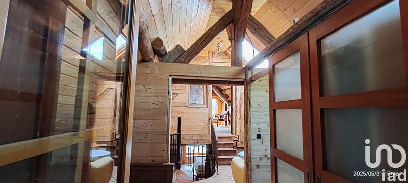 Maison - 212 m² - 12 pièces