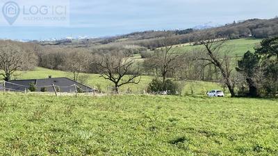 Terrain constructible - 3 700 m²