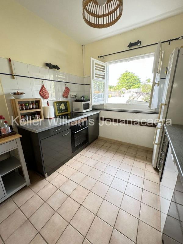 Maison - 130 m² - 3 pièces