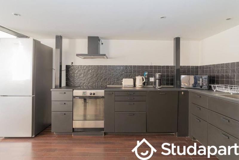 Chambre - 12 m² - 1 pièce