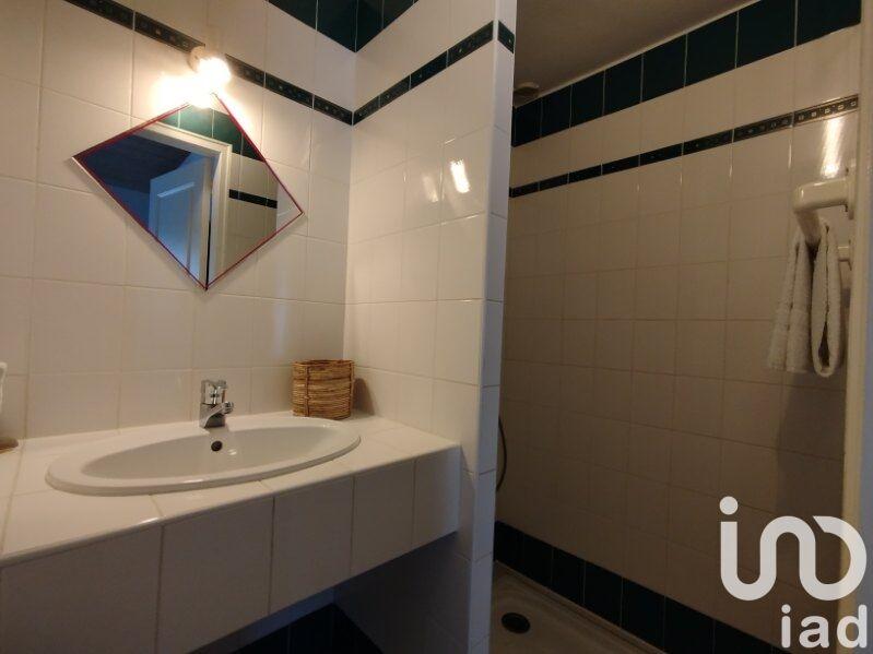 Maison - 225 m² - 8 pièces