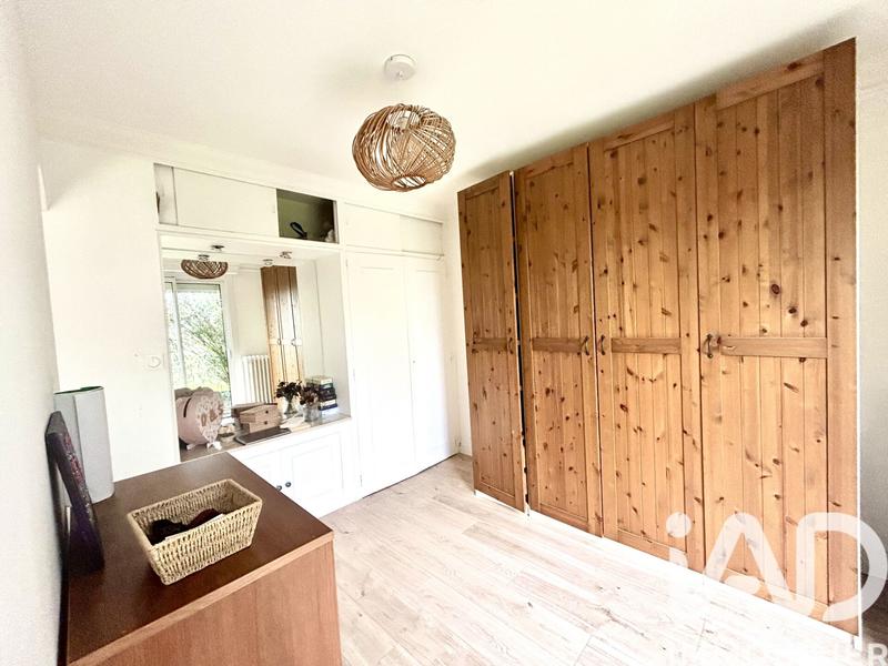 Maison - 228 m² - 8 pièces