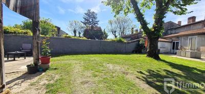 Maison - 252 m² - 10 pièces