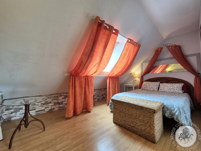 Maison - 162 m² - 7 pièces