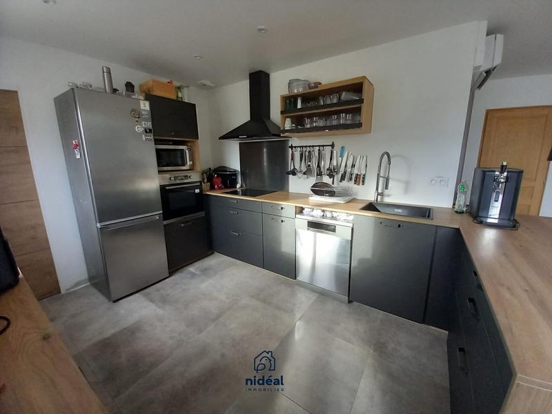 Maison traditionnelle - 96 m² - 4 pièces