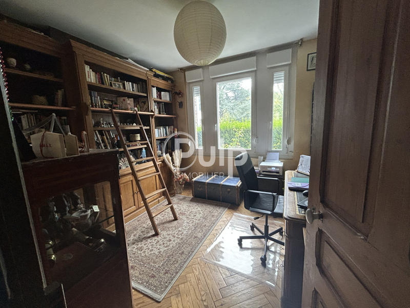 Maison bourgeoise - 145 m² - 9 pièces