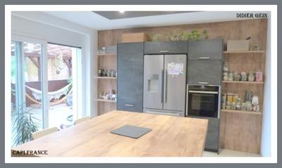 Maison - 241 m² - 7 pièces