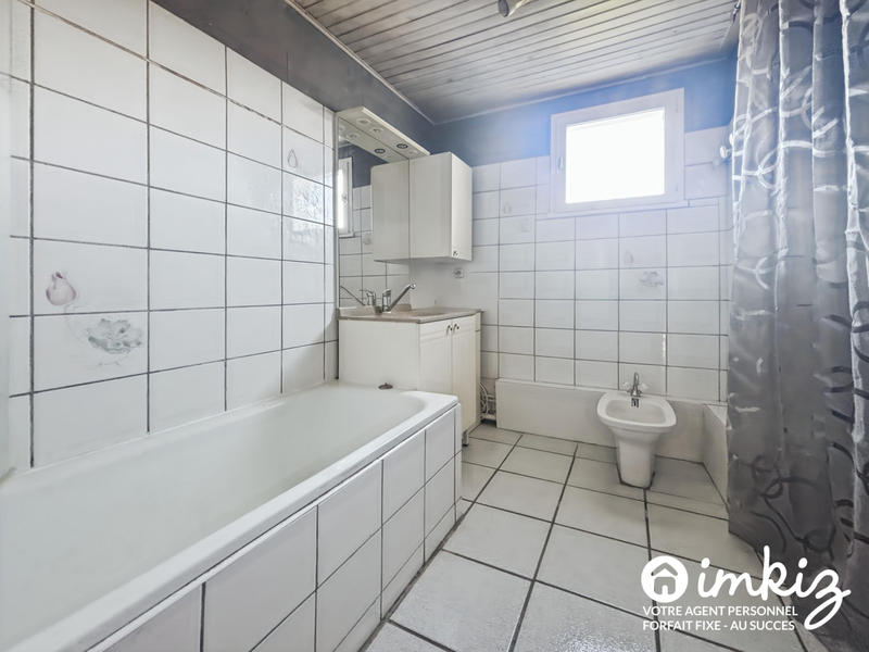 Maison - 115 m² - 6 pièces