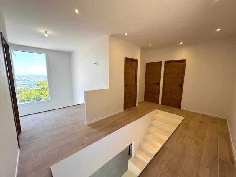 Maison - 125 m² - 6 pièces