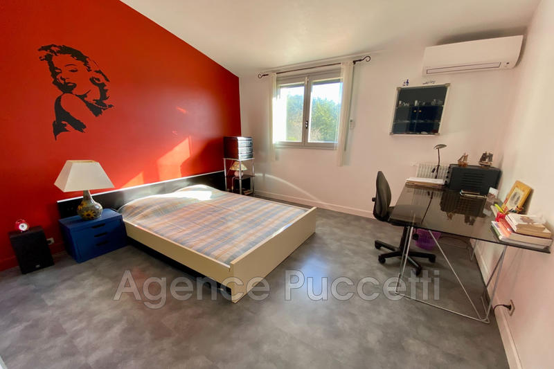 Villa - 165 m² - 5 pièces