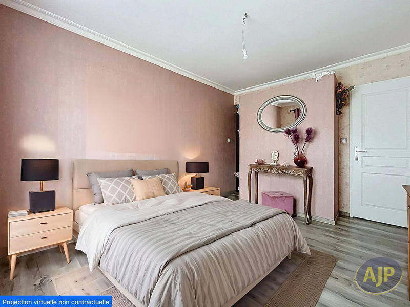 Maison - 145 m² - 6 pièces