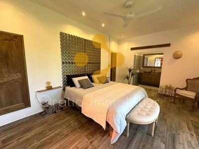 Maison chambre d'hôtes - 157 m² - 6 pièces