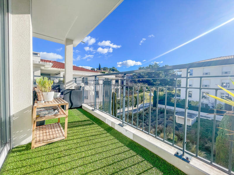 Appartement - 77 m² - 4 pièces