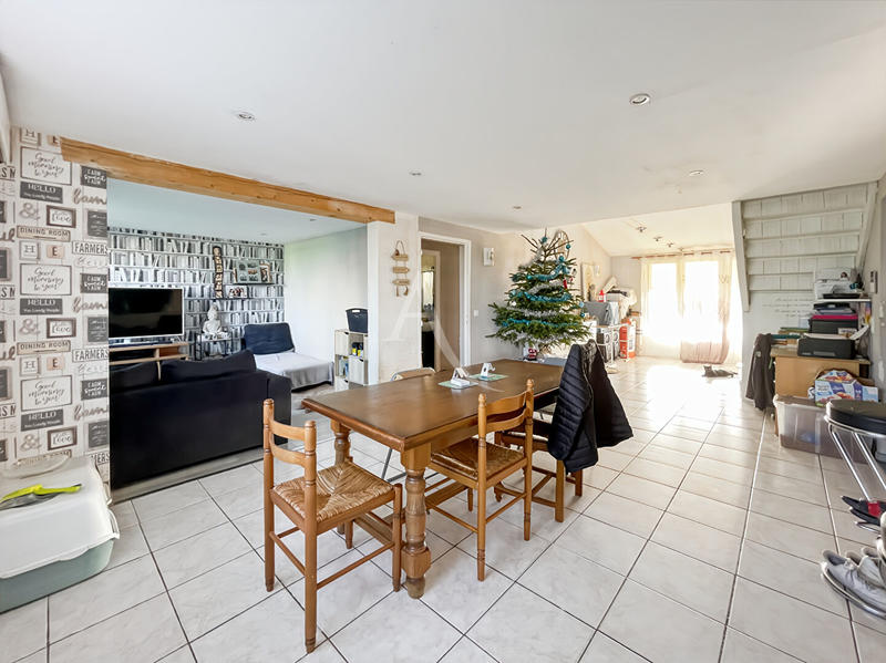 Maison - 120 m² - 6 pièces