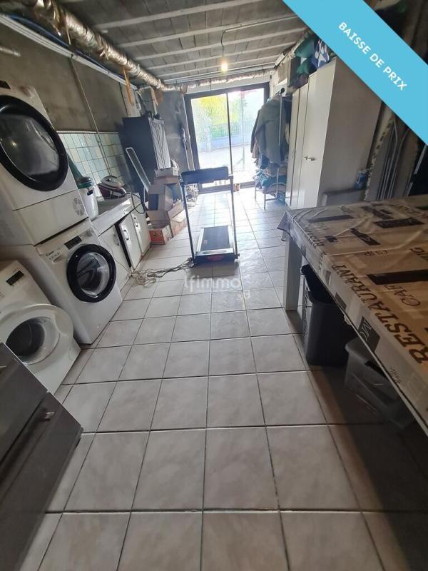 Maison - 212 m² - 9 pièces