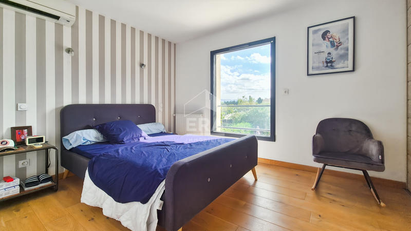 Maison - 134 m² - 5 pièces