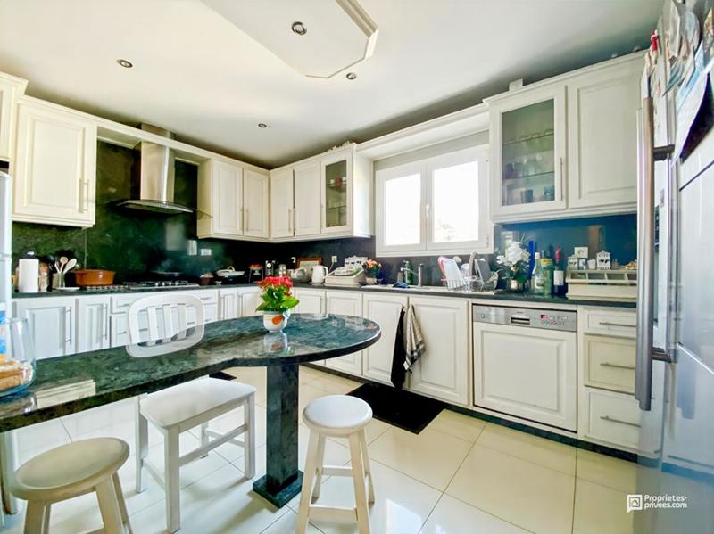 Maison - 150 m² - 5 pièces