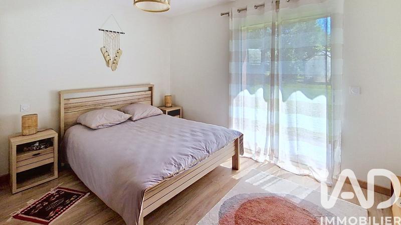 Maison - 211 m² - 6 pièces