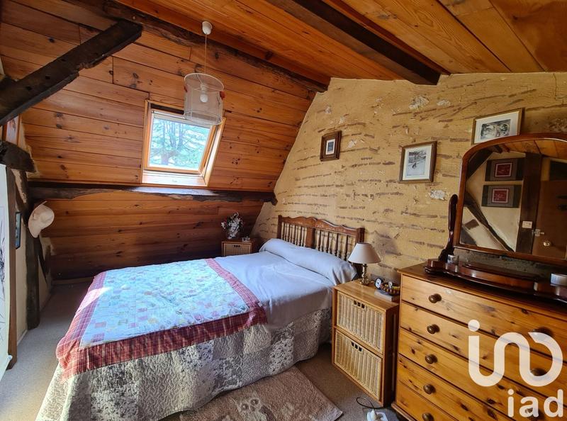 Maison - 240 m² - 6 pièces