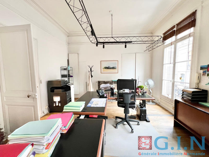 Appartement - 155 m² - 5 pièces