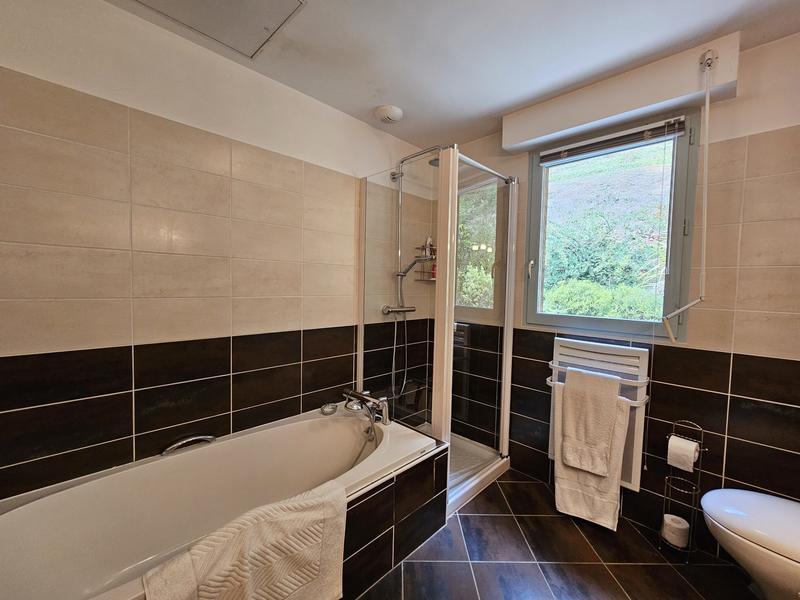 Maison traditionnelle - 140 m² - 5 pièces