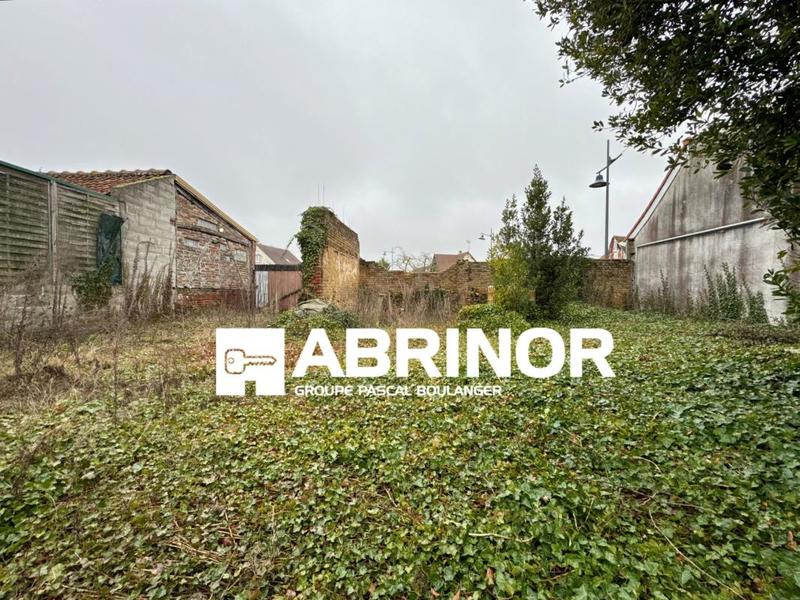 Terrain constructible - 600 m²