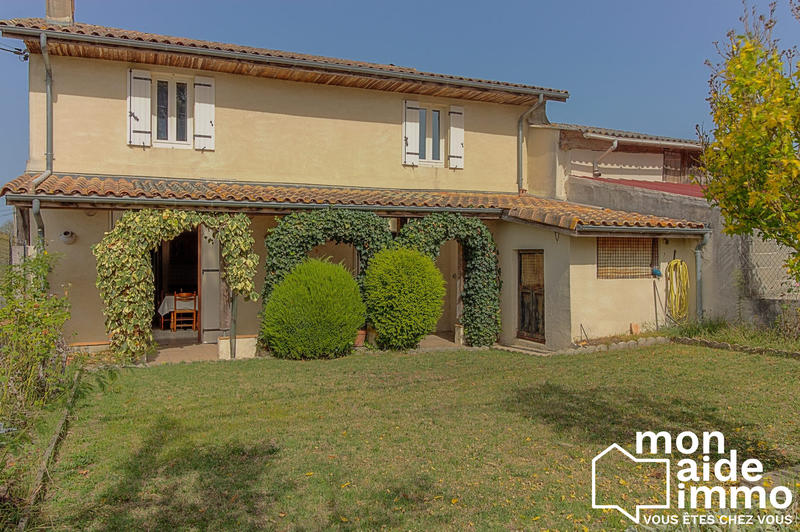 Maison - 184 m² - 6 pièces