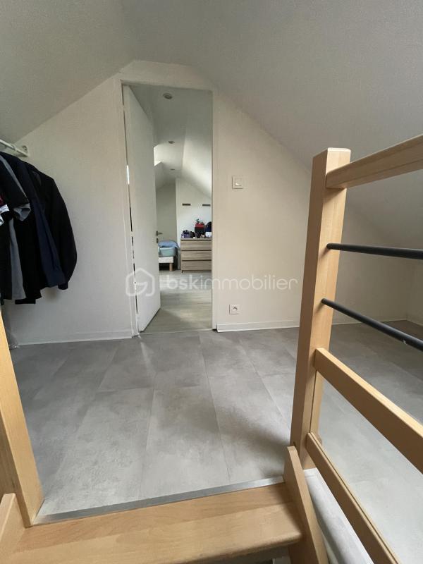 Maison - 107 m² - 6 pièces