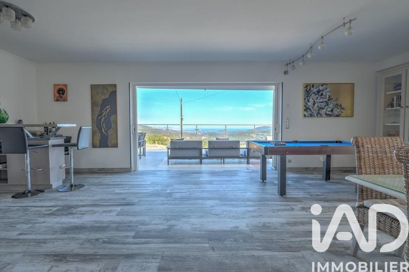 Maison de maîtres - 225 m² - 6 pièces