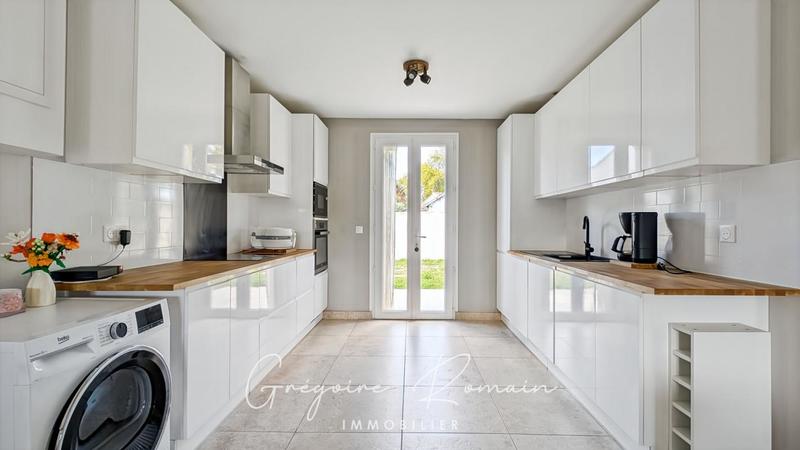 Maison - 95 m² - 4 pièces