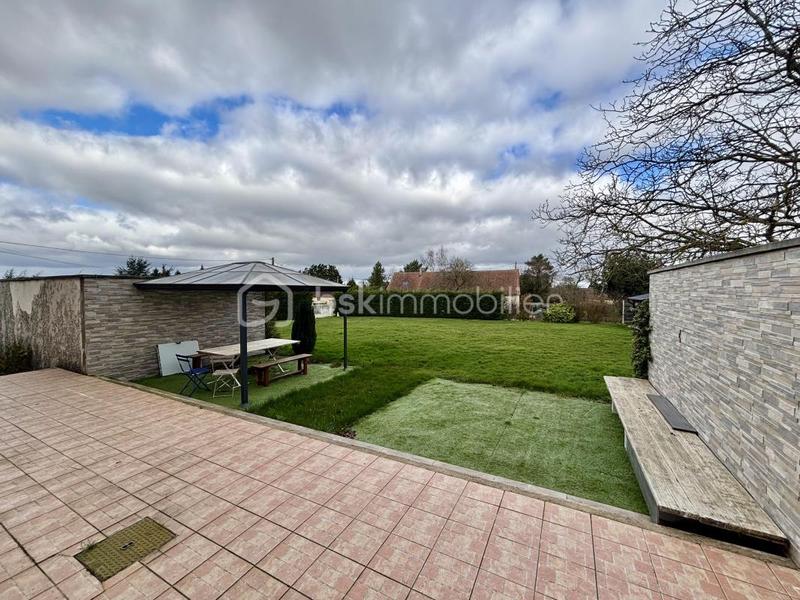 Maison - 95 m² - 4 pièces