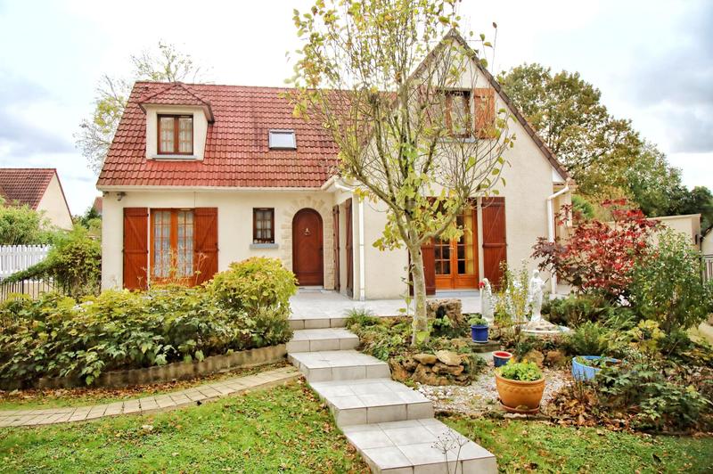 Maison - 131 m² - 6 pièces