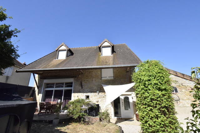 Maison - 155 m² - 6 pièces