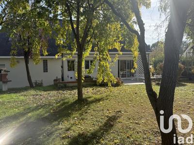 Maison - 195 m² - 8 pièces