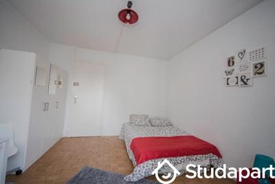 Chambre - 16 m² - 1 pièce