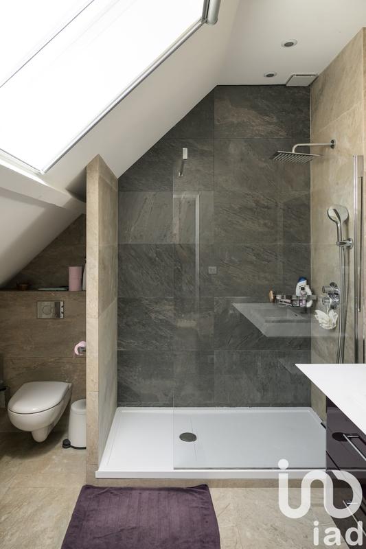 Maison - 162 m² - 6 pièces