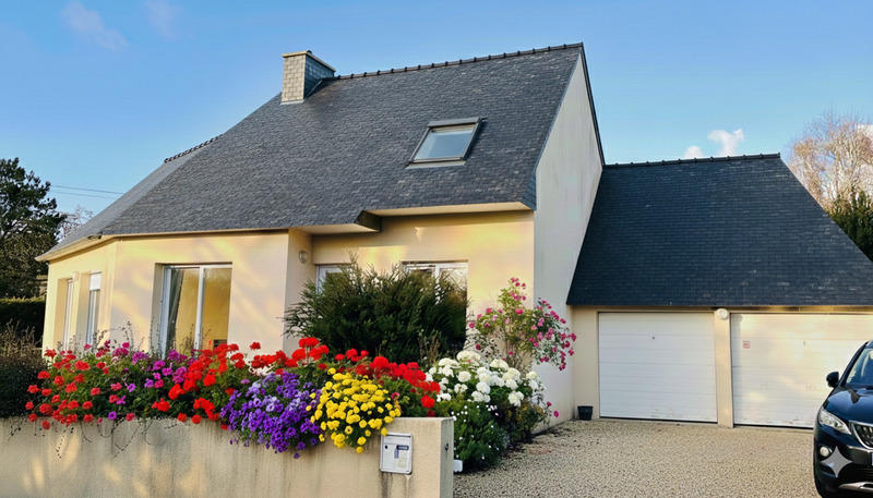 Maison - 121 m² - 6 pièces