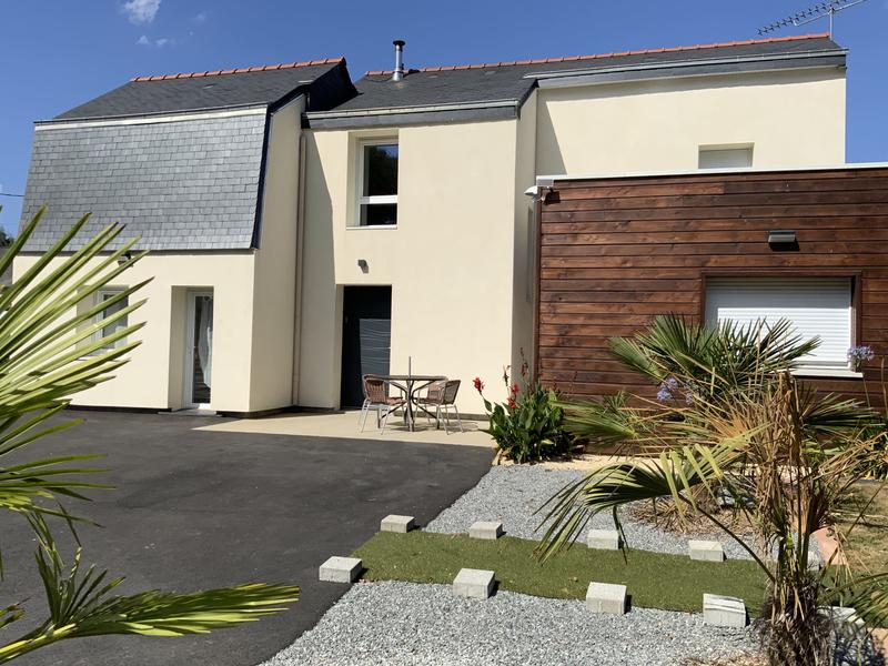 Maison - 135 m² - 8 pièces