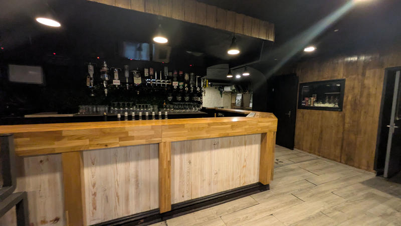 Local commercial - 330 m²