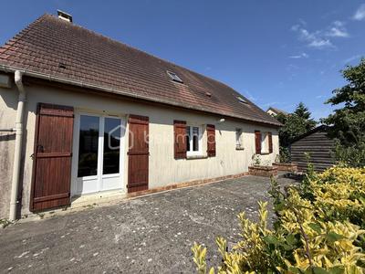 Maison - 140 m² - 8 pièces