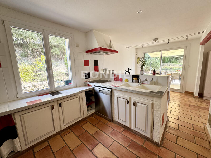 Maison - 142 m² - 5 pièces