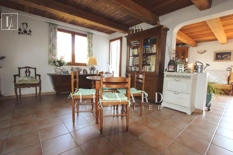 Maison - 370 m² - 16 pièces