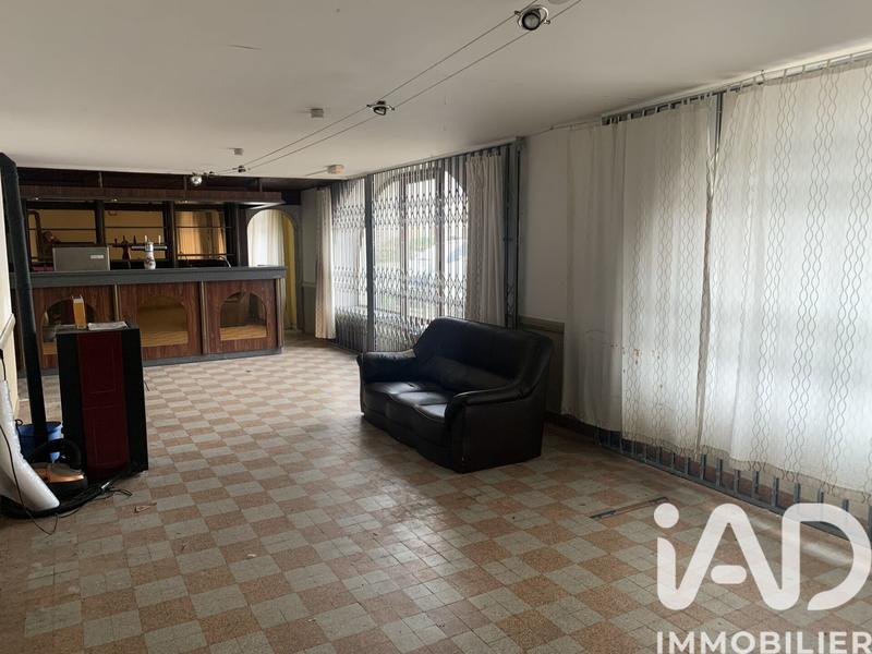 Maison - 228 m² - 8 pièces