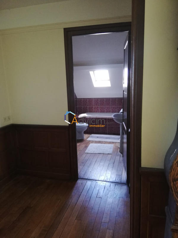 Maison - 182 m² - 6 pièces