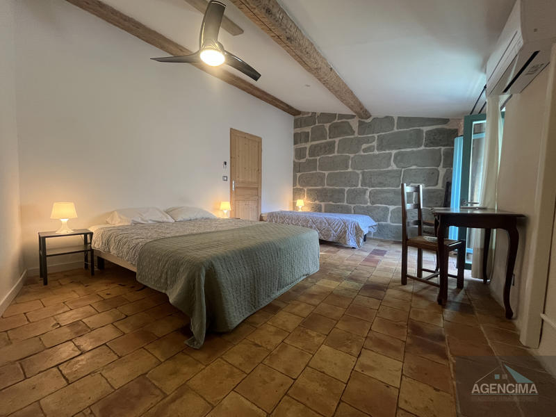 Maison - 95 m² - 3 pièces