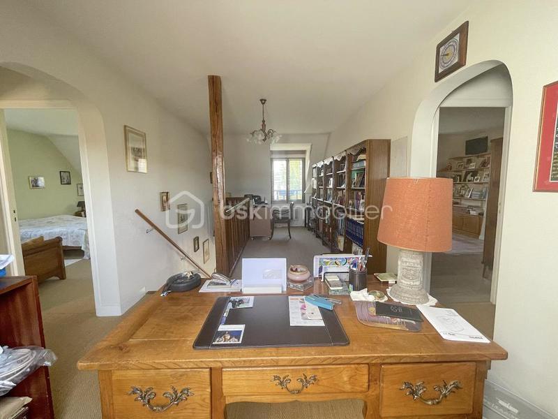 Maison traditionnelle - 165 m² - 6 pièces