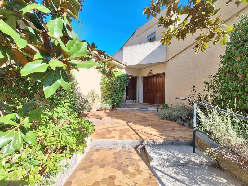 Villa - 185 m² - 5 pièces